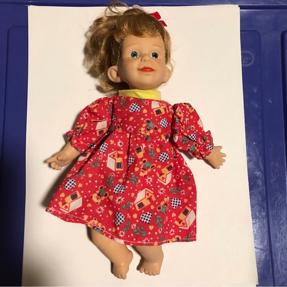 VTG 1990’S WAY OUT TOYS 9” FRECKLES POUT BLONDE PONYTAIL EXPRESSION DOLL - Picture 5 of 16